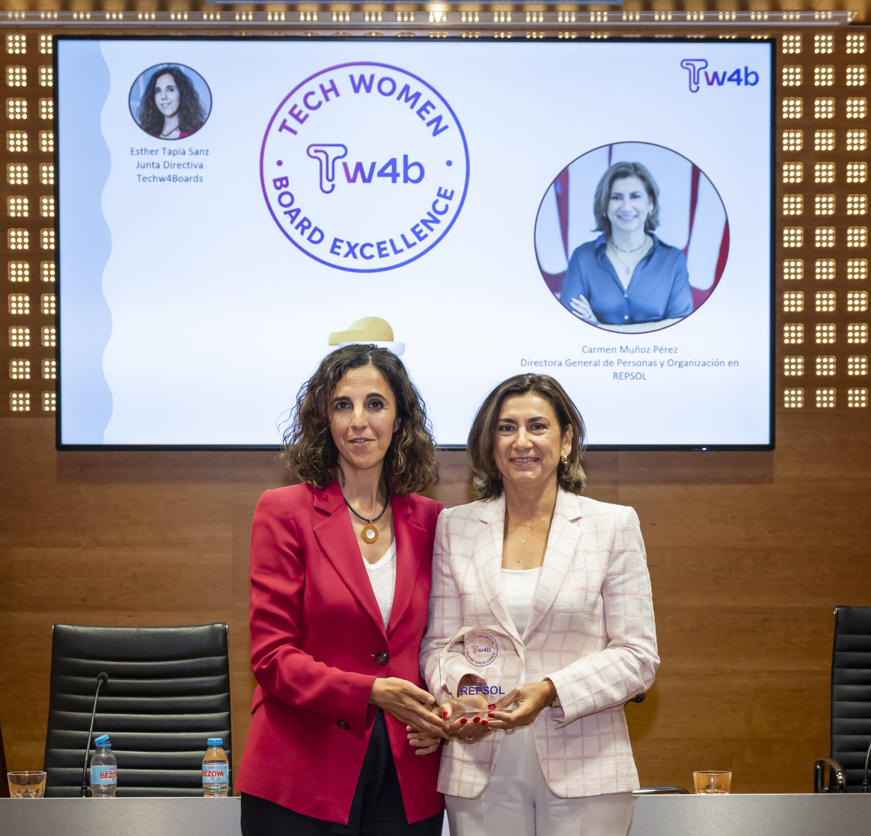 Concesión a Repsol  del SELLO de Excelencia TechW4Boards 2026