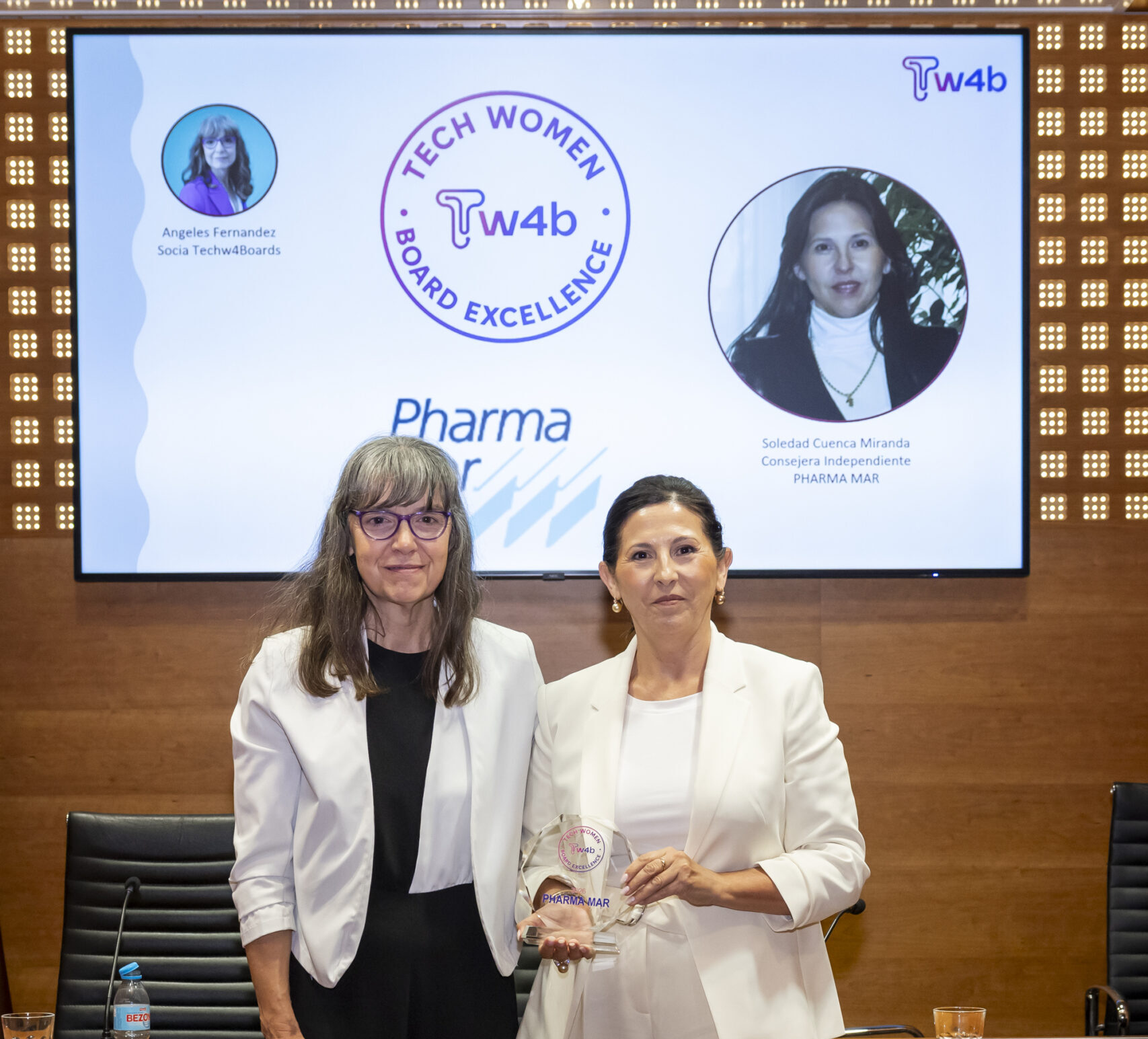 Concesión a PharmaMar  del SELLO de Excelencia TechW4Boards 2026