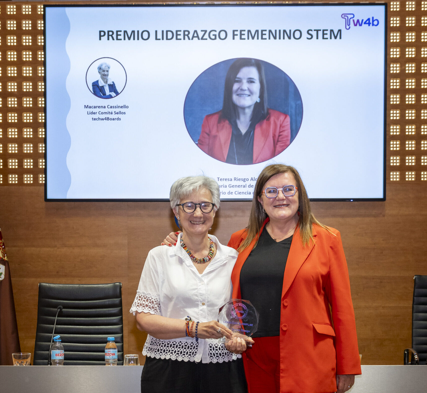 Concesión a Teresa Riesgo , con el sello TechW4Boards a la Consejera Ejemplar 2026